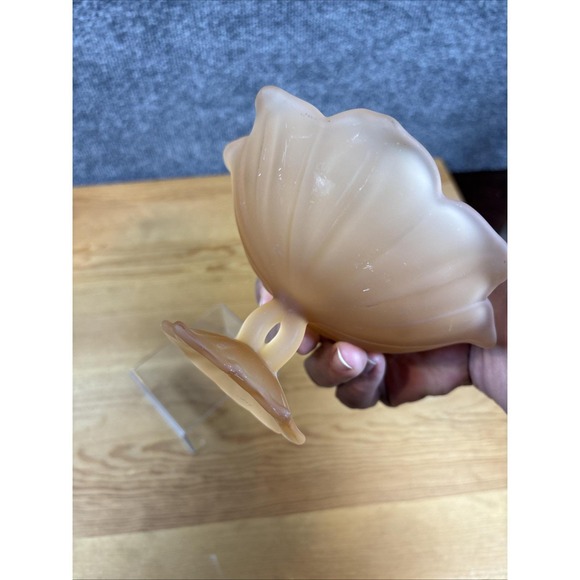 Vintage Westmoreland Glass‎ Frosted Peach Bowl Candy Compote - Picture 3 of 6